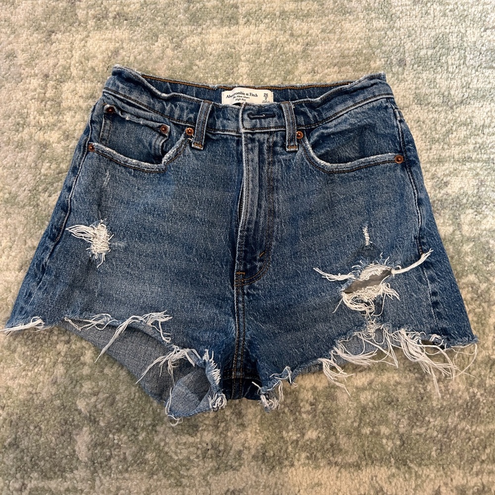 Curve Love High Rise Mom Short